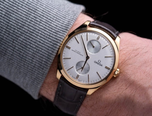 The 40mm Yellow Gold Best Replica Omega De Ville Trésor Watches UK
