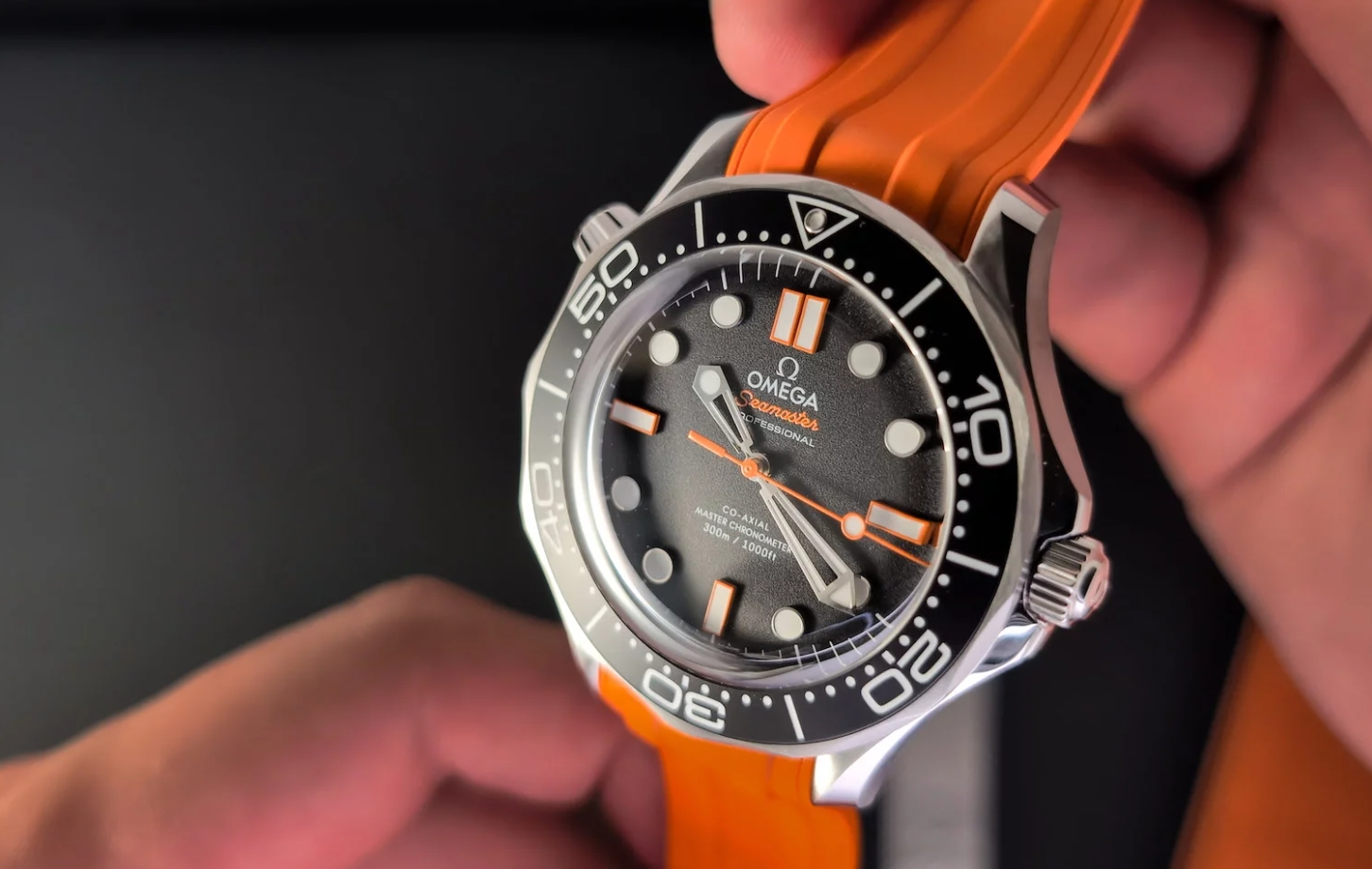 Top Replica Omega Watches UK Bring A Touch Of Orange To The Seamaster Diver 300M